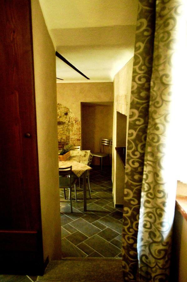 Langa 4 Love Apartment โนเวลโล ภายนอก รูปภาพ
