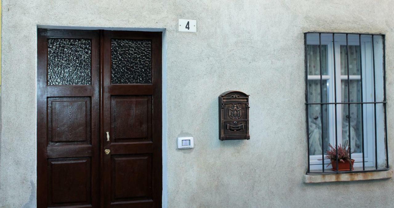 Langa 4 Love Apartment โนเวลโล ภายนอก รูปภาพ